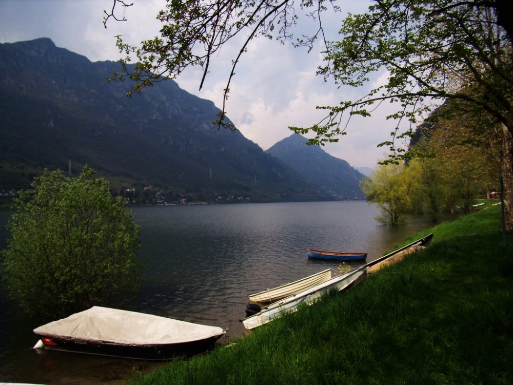 al lago d'idro