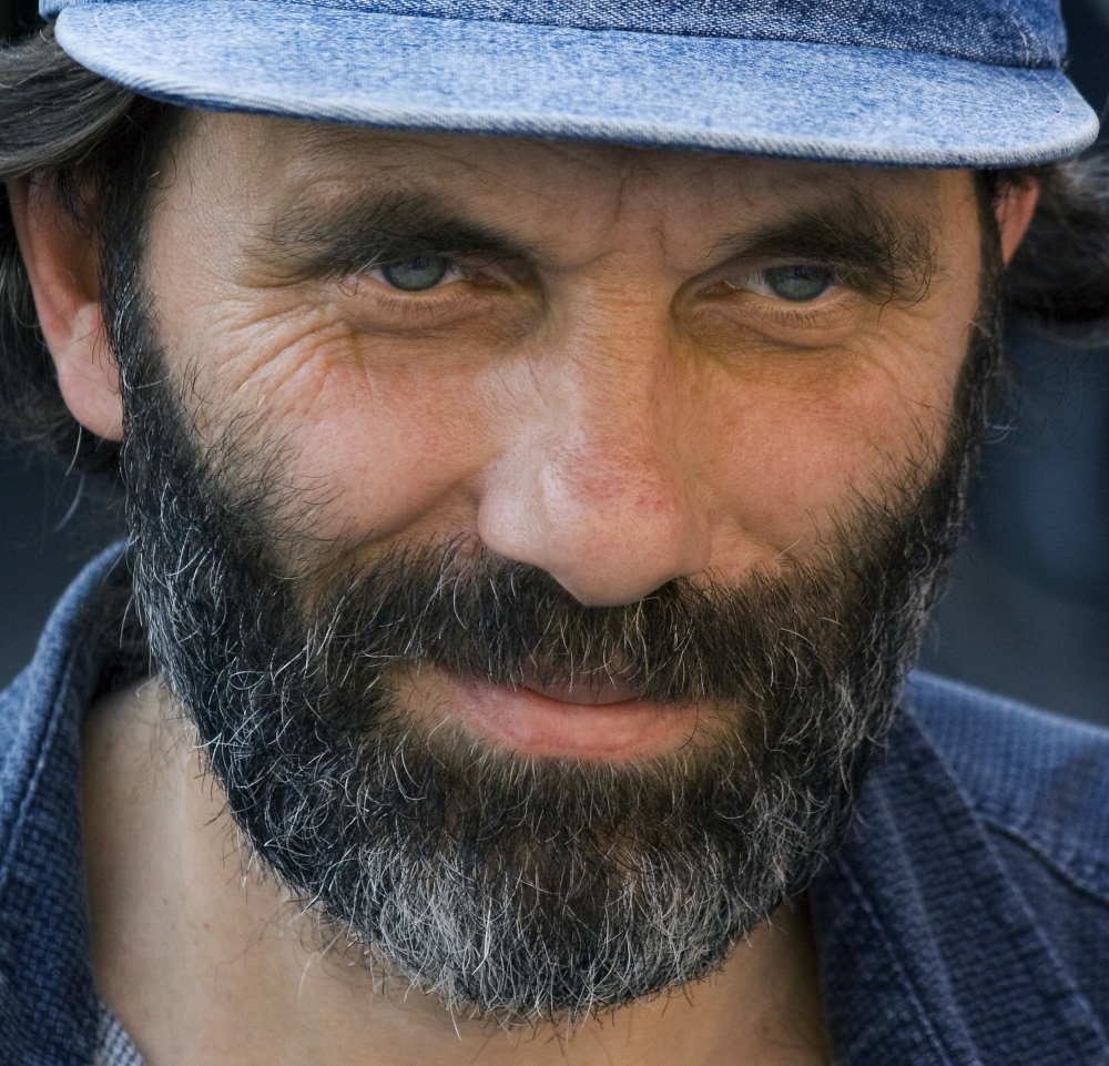 Un uomo Un uomo