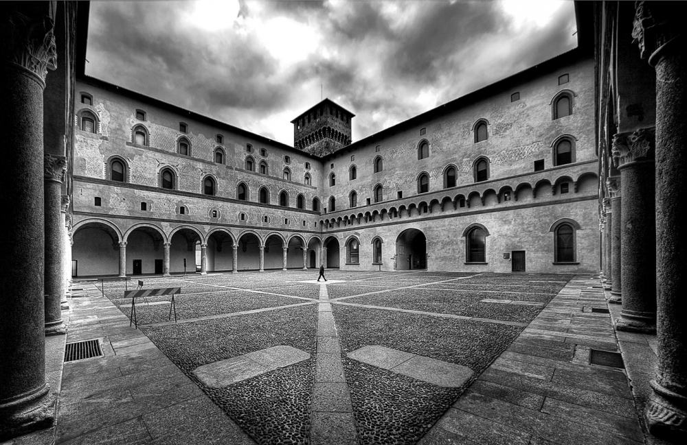 castello sforzesco milano