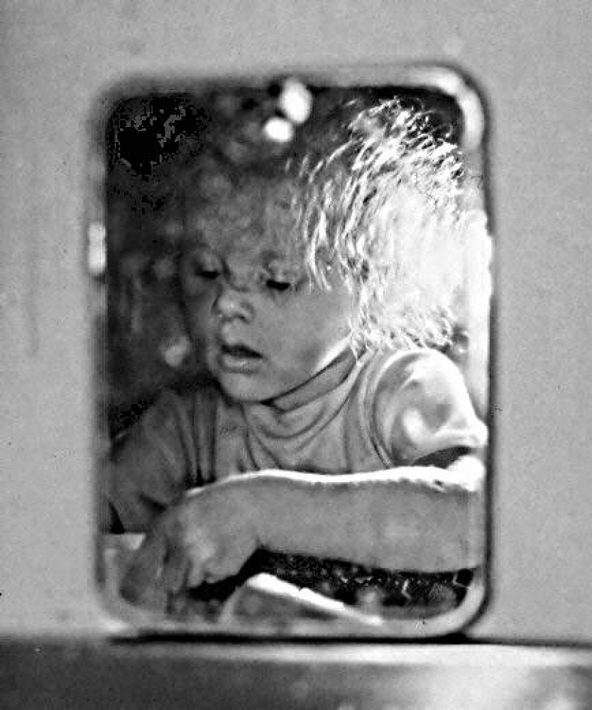 Lu nello specchio Lu nello specchio