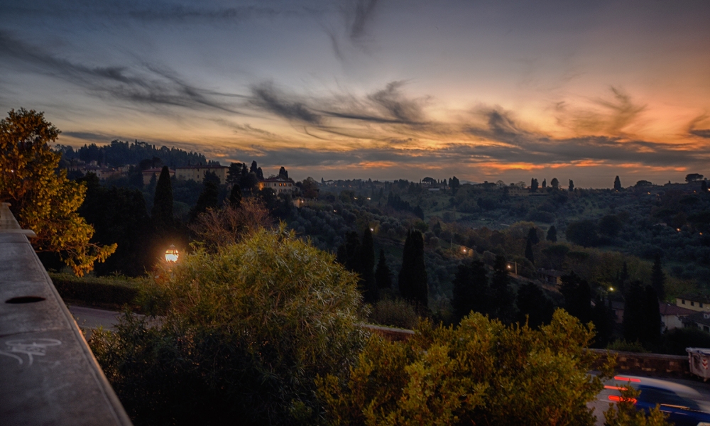 TRAMONTO DAL PIAZZALE - Firenze TRAMONTO DAL PIAZZALE - Firenze