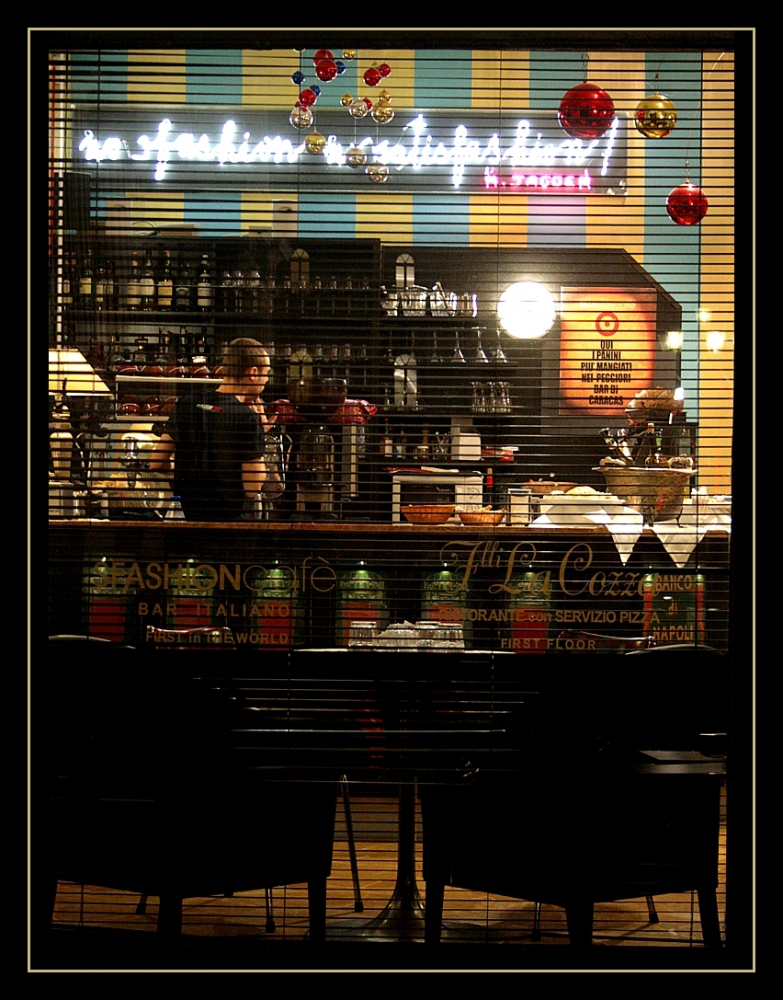 venga a prendersi un caffè da noi.2 venga a prendersi un caffè da noi.2