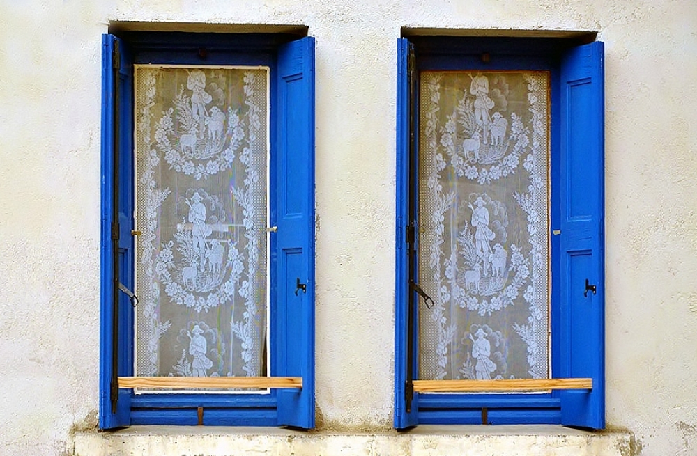 Finestre come gli occhi di una casa