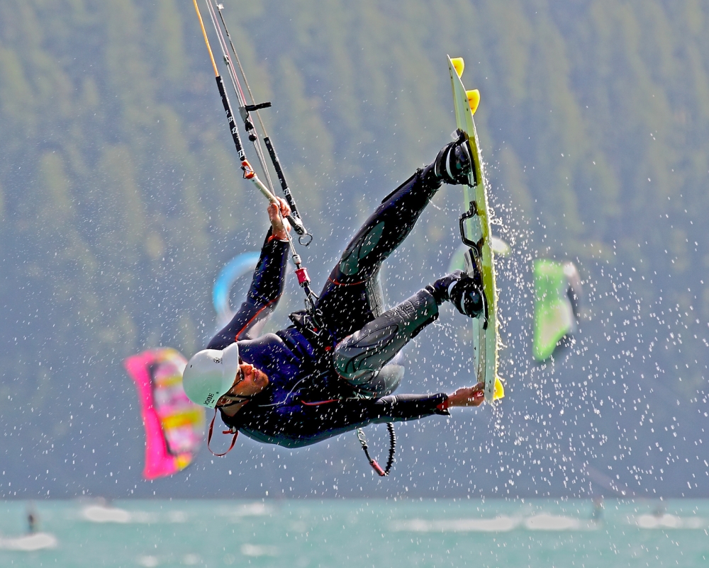 Kite surfing 2