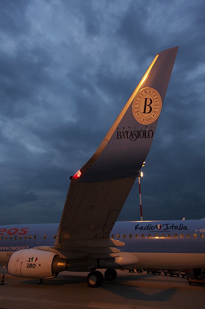 737 Neos 737 Neos