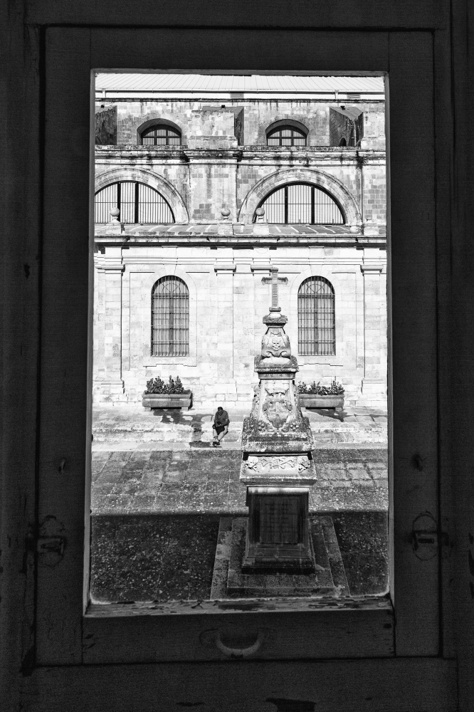 oltre la finestra oltre la finestra