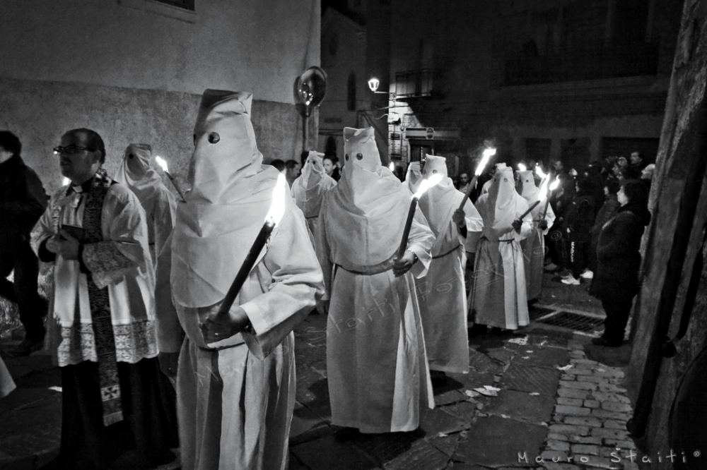 Orsara di Puglia, Processione della Confraternita delle Anime del Purgatorio Orsara di Puglia, Processione della Confraternita delle Anime del Purgatorio