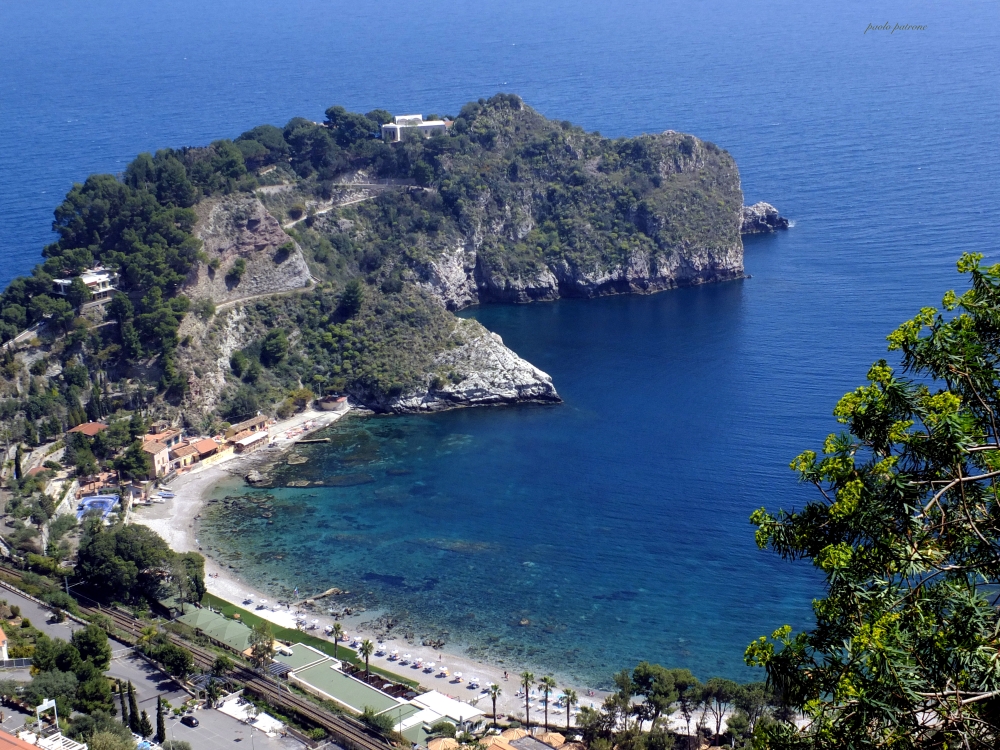 Un tuffo su Taormina Un tuffo su Taormina