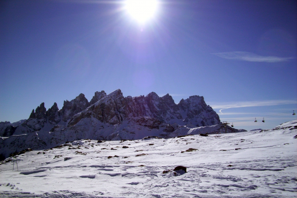 Le dolomiti e il sole Le dolomiti e il sole