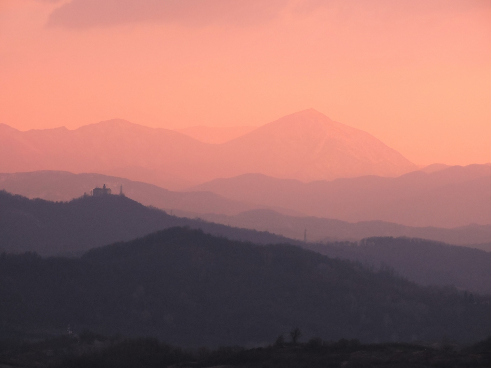 laggiu' negli orizzonti si scorge...... laggiu' negli orizzonti si scorge......