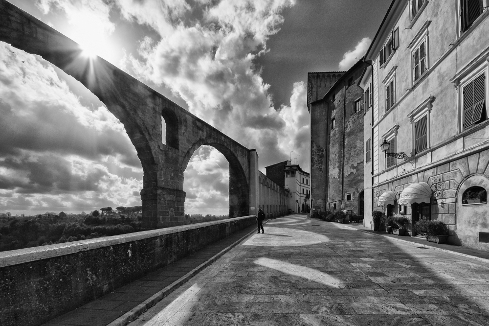 Raggio di sole su pitigliano