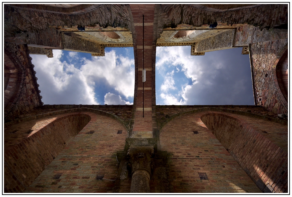Guardando verso il cielo... Guardando verso il cielo...