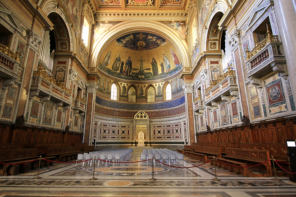 Basilica di San Giovanni in Laterano Basilica di San Giovanni in Laterano