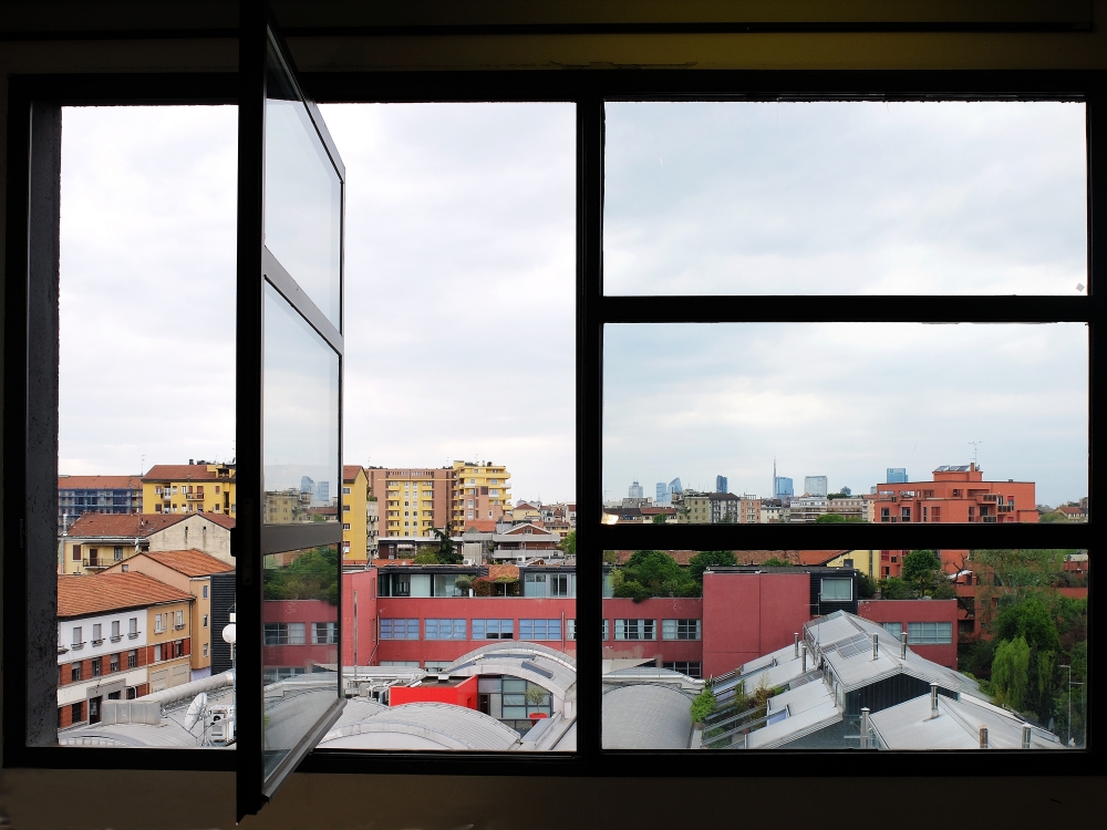 finestra su.. Milano finestra su.. Milano