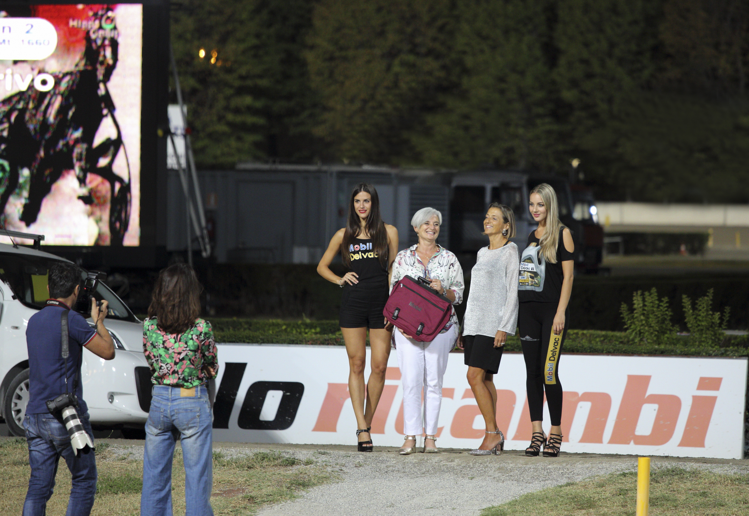 La premiazione degli Sponsor La premiazione degli Sponsor