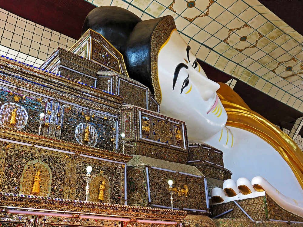 Buddha reclinato (particolare) Buddha reclinato (particolare)