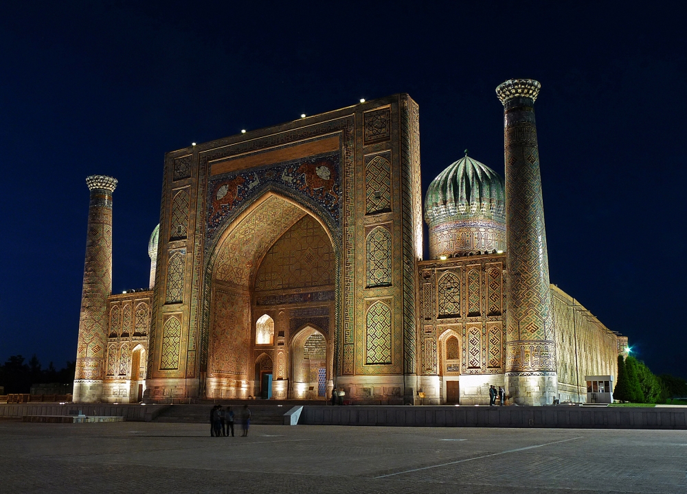 Notturni:Madrasa Sher-Dor Notturni:Madrasa Sher-Dor