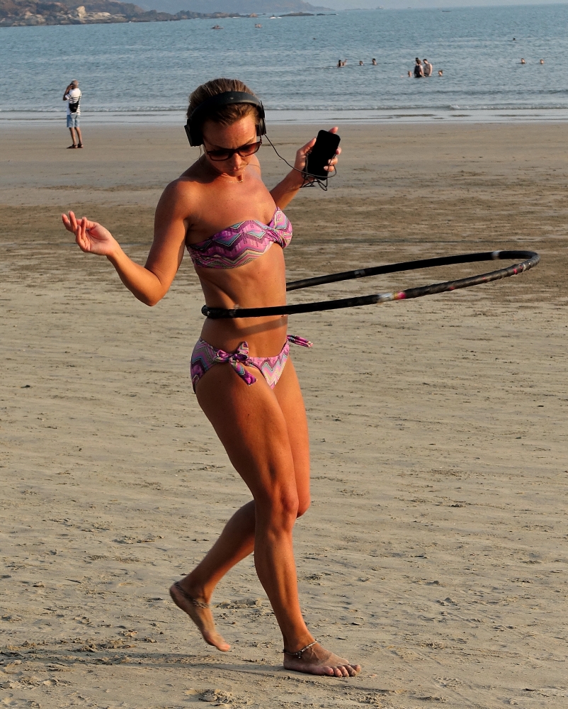 HULA HOOP HULA HOOP