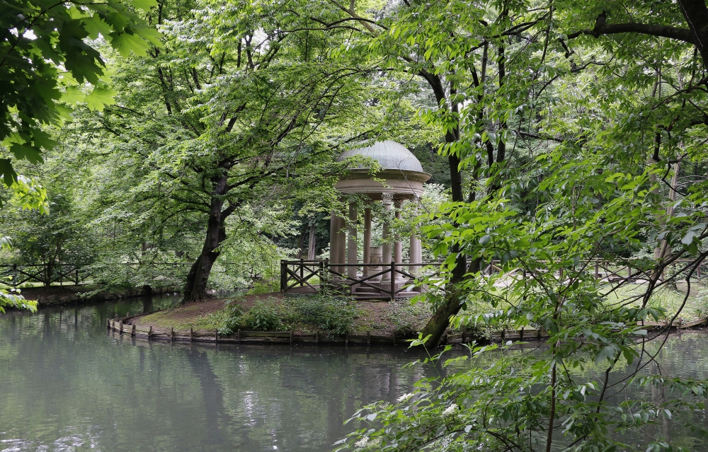 Tempietto Villa Comunale di Milano Tempietto Villa Comunale di Milano