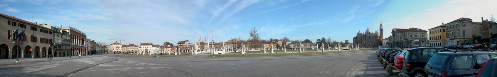 Prato della Valle est Prato della Valle est