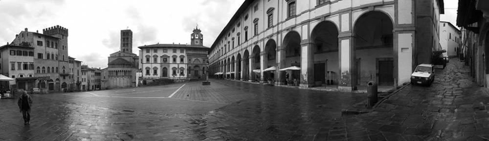 Piazza Vasari Pano Piazza Vasari Pano