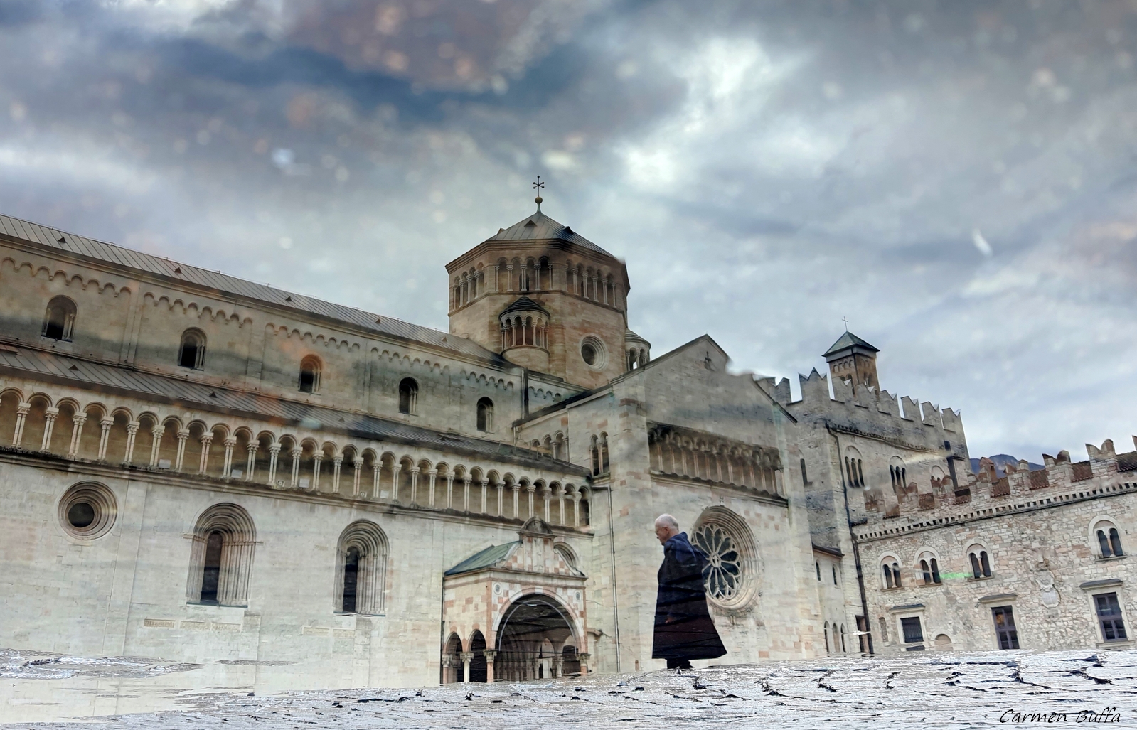 Riflesso dopo la pioggia (duomo di Trento)