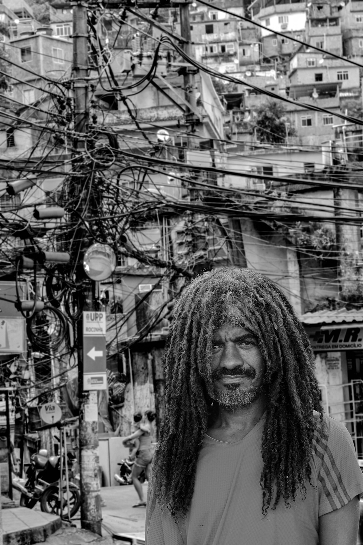 Tra i vicoli delle Favelas Tra i vicoli delle Favelas