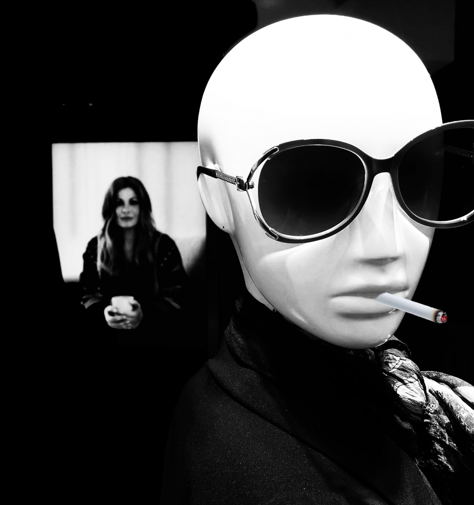 Noir! Noir!