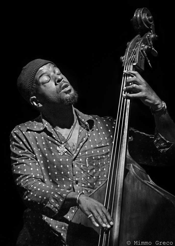 Momenti Jazz ( Brad Jones ) Momenti Jazz ( Brad Jones )