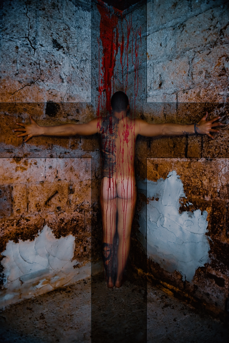 Crucis Crucis