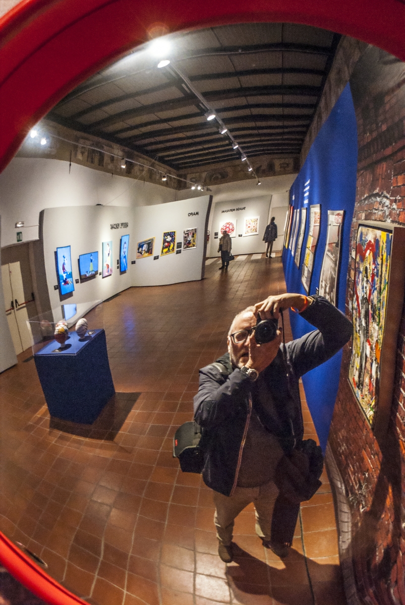 autoscatto alla mostra autoscatto alla mostra
